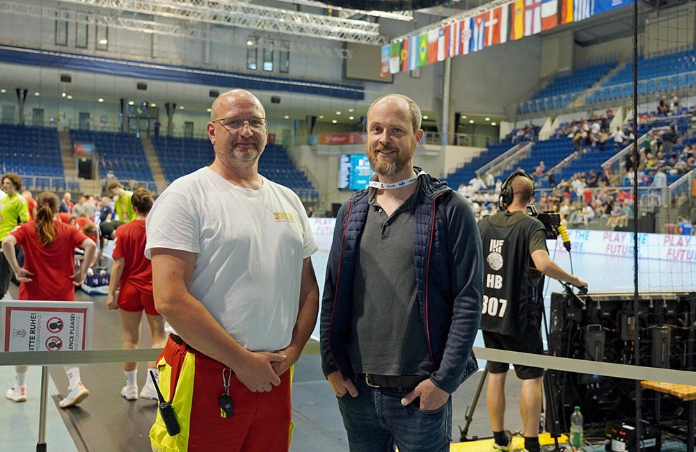 Dr. med. Christian Riediger bei der U21-Handball-WM_LH Magdeburg  Laura Thümler